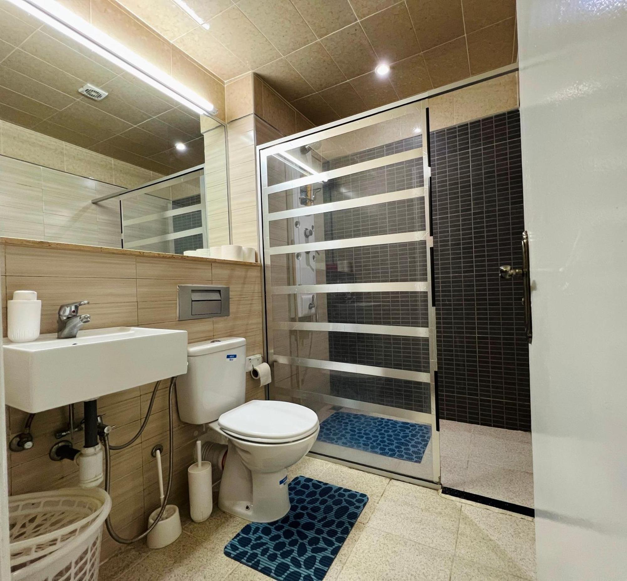 Marrakech 2-bedroom Apartment-2 Balconies Pool & Parking Near Majorelle * Marrakesh
