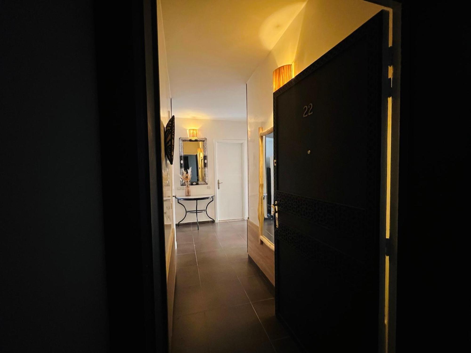 Marrakech 2-bedroom Apartment-2 Balconies Pool & Parking Near Majorelle * Marrakesh